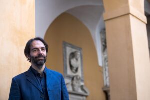 «Imitare può essere una gabbia, alla regia ho conquistato la maturità»
