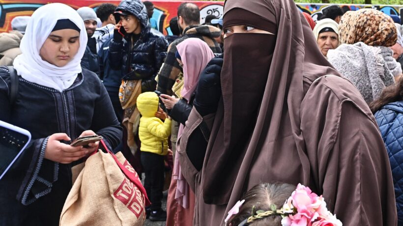 Tunisino convertito pestato dagli islamici mentre si straparla di Ramadan per tutti