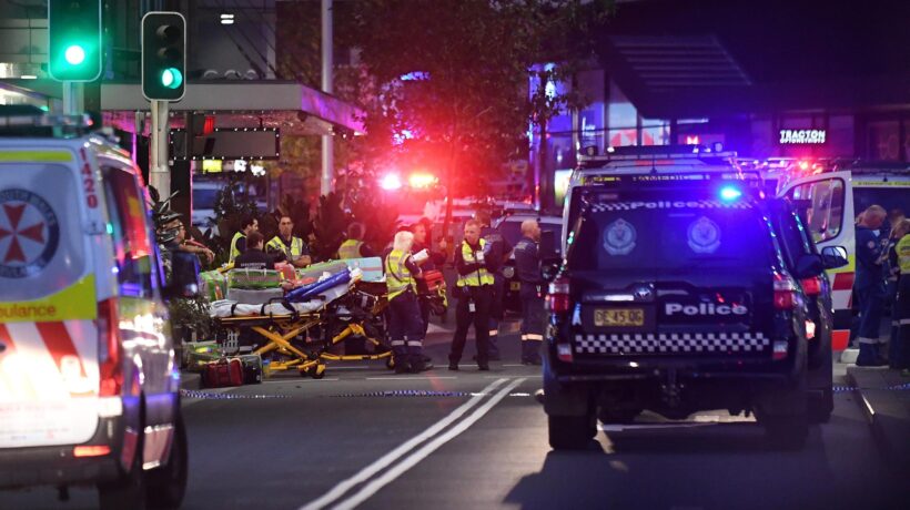 Sei persone accoltellate a morte in un centro commerciale di Sydney