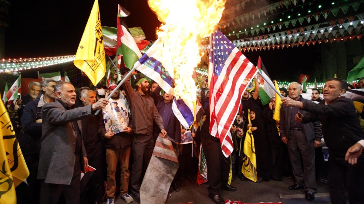 Se l’Iran minaccia il mondo ringraziate i dem Usa