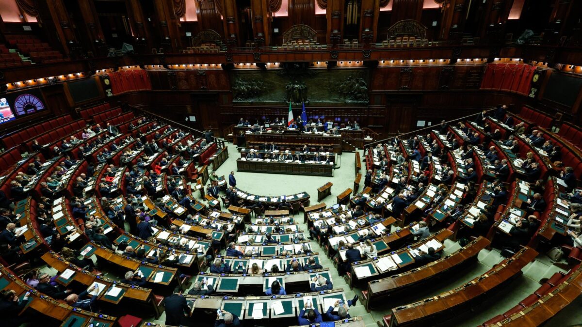 Aborto, pure sull’aiuto a costo zero le opposizioni strillano per niente