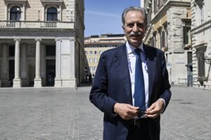 Basilicata, è l’ora della sfida a tre. Con Bardi il «campo largo» a destra