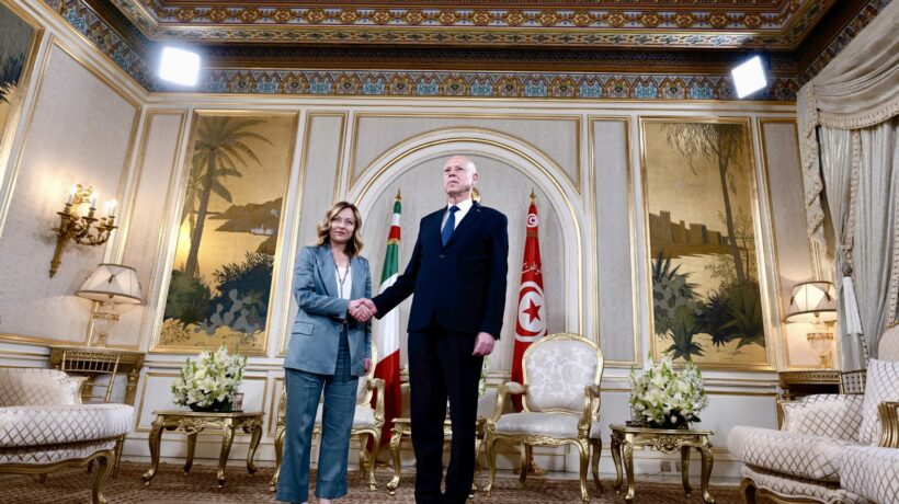 La Meloni in Tunisia consolida l’intesa per mettere un freno all’immigrazione