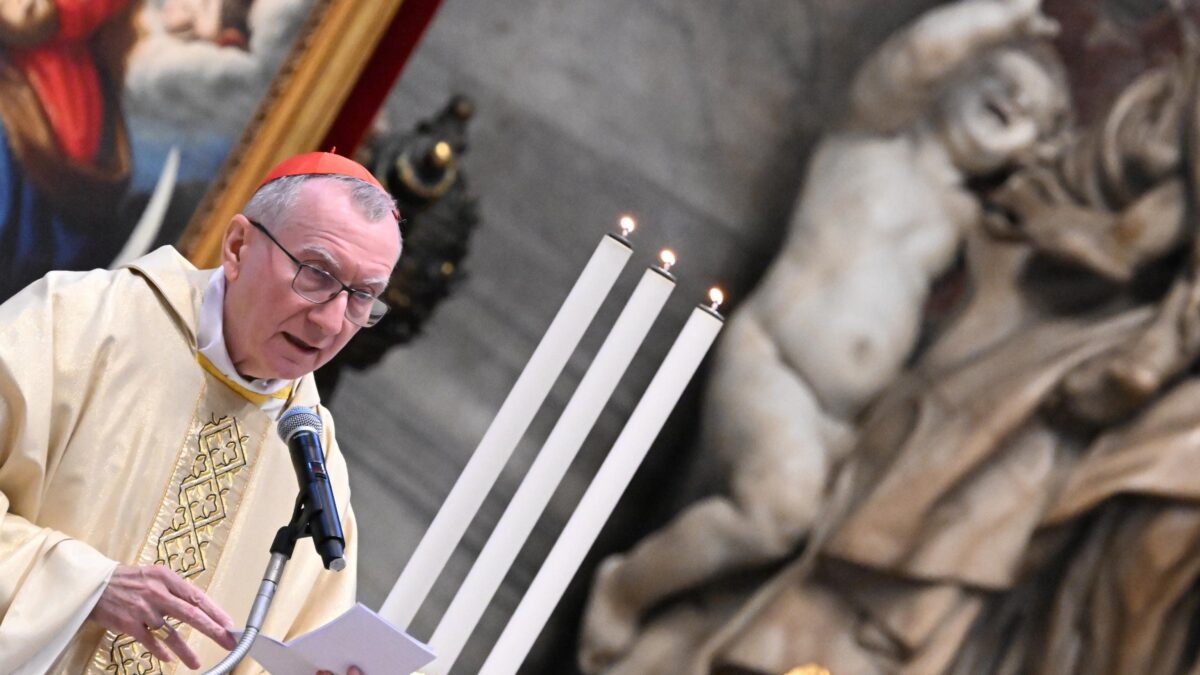 Aborto, il Vaticano si schiera con il governo