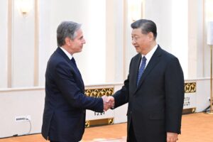 Blinken incalza Xi: la Cina molli Mosca e aiuti la pace in Medio Oriente