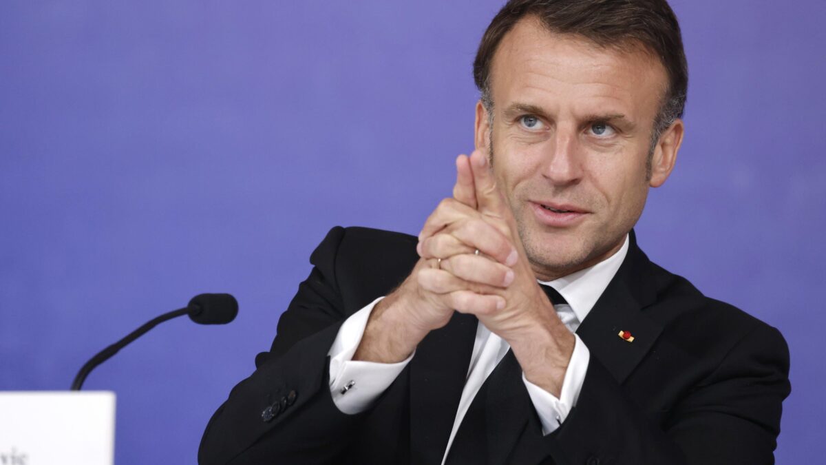 Inserito l’aborto in Costituzione, Macron passa all’utero in affitto