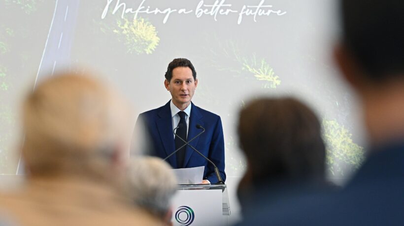 Dopo gli osanna all’austerità i media di Elkann accusano la Meloni dei tagli alla sanità