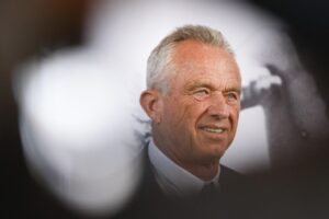 Le mosse di Robert Kennedy jr agitano la campagna elettorale americana