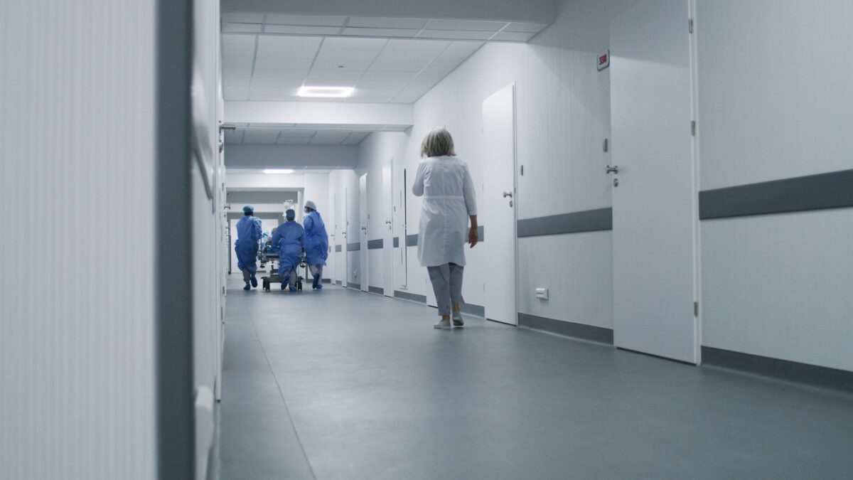 Quella dell’evasore fiscale che manda in crisi l’ospedale è una favola per bambini
