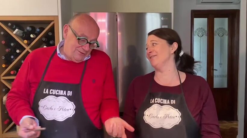 Le pillole di galateo di Petra e Carlo: come servire gli asparagi