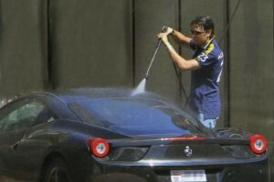 Montecarlo story: dagli scoop sulla casa iniziò il declino dell’ex leader di An