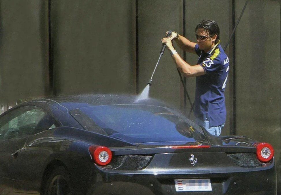 Montecarlo story: dagli scoop sulla casa iniziò il declino dell’ex leader di An