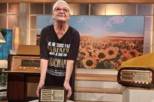 La voce francese più amata della radio italiana: «Farei una trasmissione sugli Ufo»