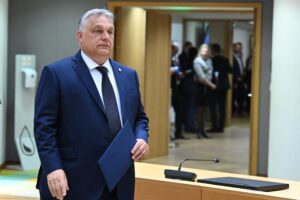 Orbàn svela i piani: la Ue sta preparando la guerra