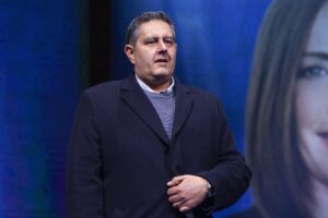Toti torchiato 8 ore passa al contrattacco