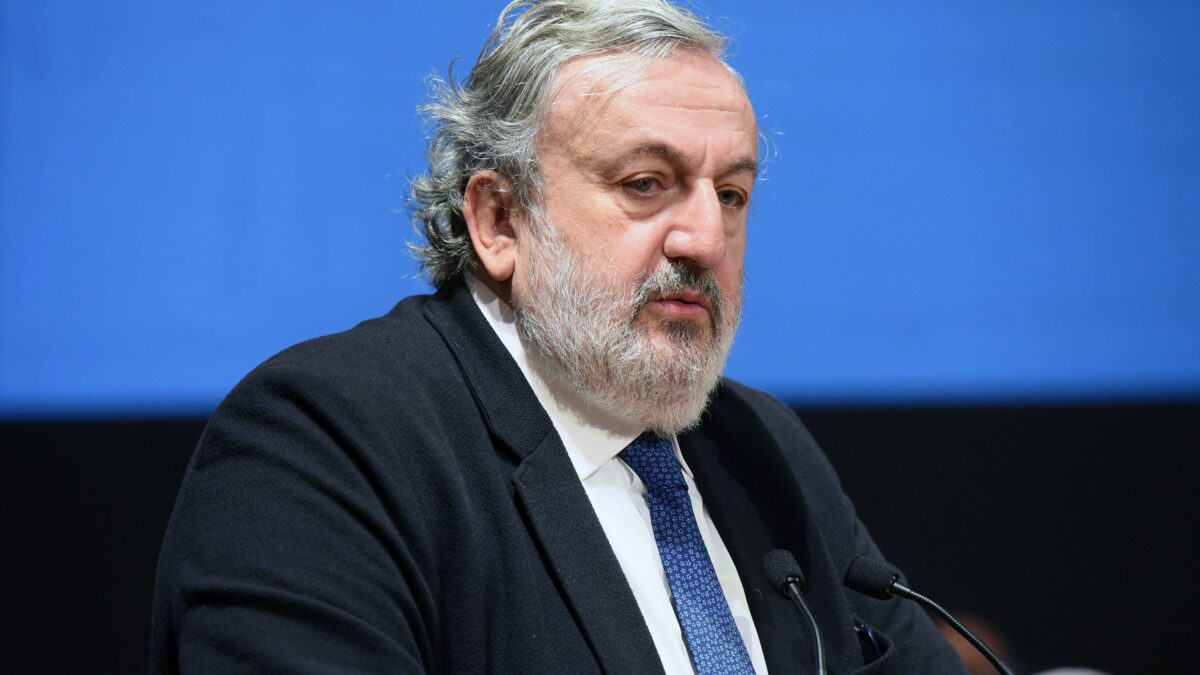 La quiete dopo la tempesta grillina. No alla sfiducia, M5s salva Emiliano