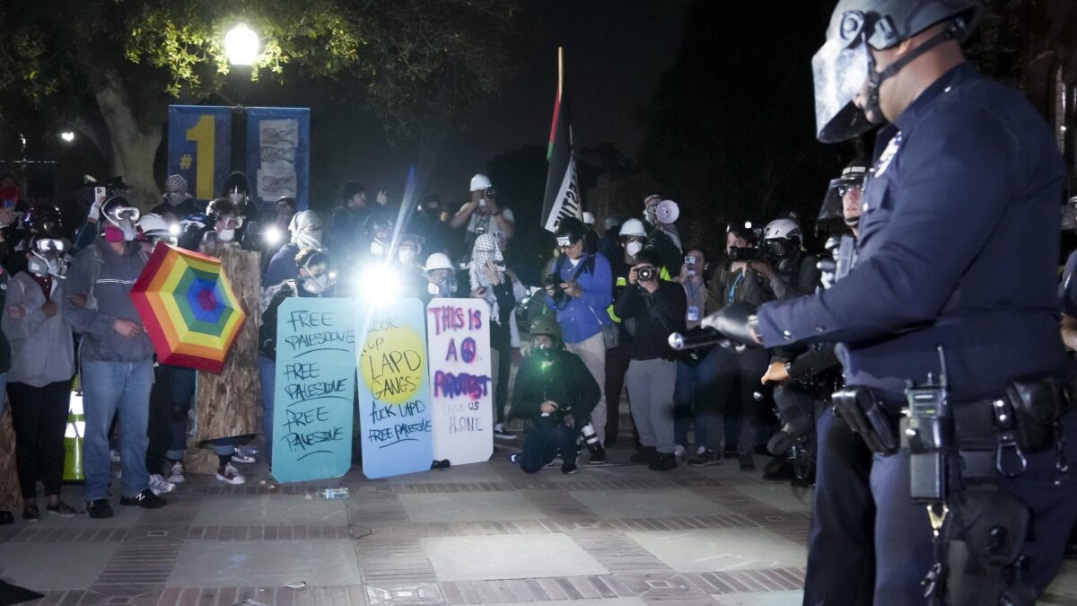 La lobby iraniana (collegata a Soros) soffia sul fuoco dei campus americani