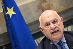 Nordio difende Toti, Fdi un po’ meno