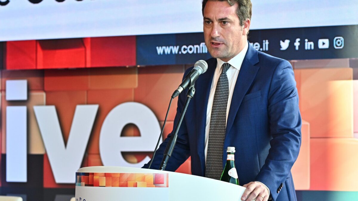 Indagato il commissario del porto di Genova