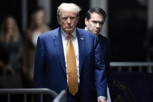 I processi a Trump vanno male. Ma per i dem