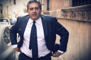 Che tempismo i giudici di Genova: «Arrestate Toti prima delle elezioni»