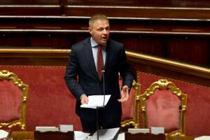 Decreto Agricoltura, il Quirinale nicchia. Restano tutti i paletti alle rinnovabili