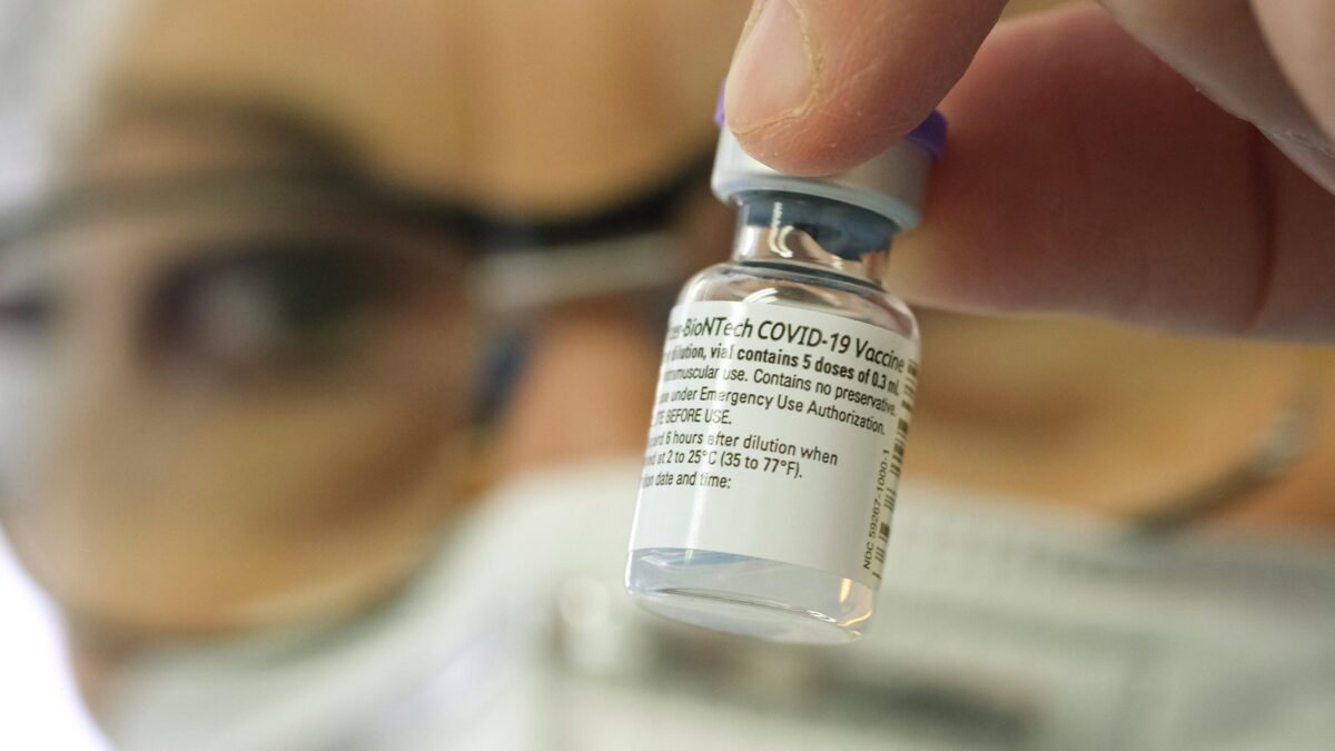 Dall’ictus ai trombi. Anche i danneggiati dal vaccino di Pfizer chiedono indennizzi
