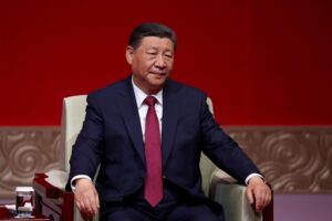 La Cina mette sotto sequestro i beni di 12 multinazionali della Difesa Usa