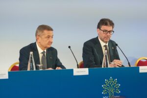 Al G7 l’Italia e la Germania consolidano l’asse per tagliare i tassi a giugno