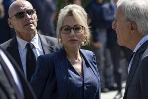 Si chiude il cerchio con i Berlusconi. Marina nominata Cavaliere del lavoro