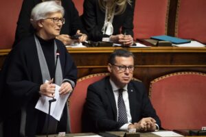 Paola Binetti: «I voti li prende chi buca lo schermo ma si governa con la moderazione»