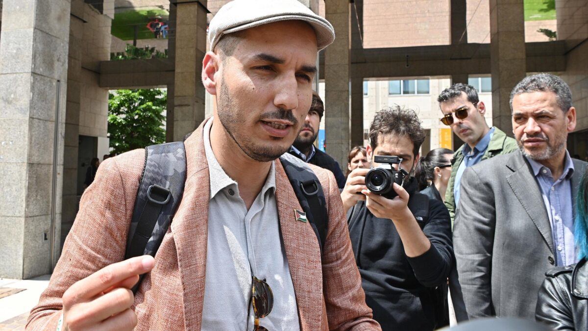 Pure l’imam di Torino ridicolizza i censori: «Non studiare Dante è una scelta assurda»