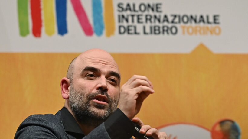 La farsa dei palloni gonfiati che fanno gli epurati