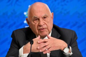 Assenze strategiche nei tribunali. La «febbre da ponte» blocca i processi