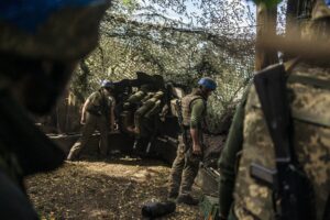 L’Eliseo ha voglia di escalation. «A Kiev istruttori e caccia Mirage»