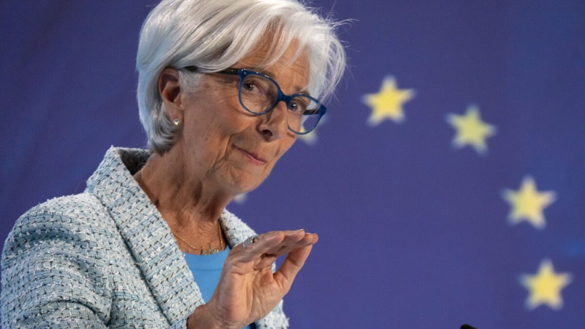Lagarde promette tassi alti. Qualcuno le faccia capire che fa impazzire l’economia