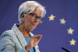 Lagarde promette tassi alti. Qualcuno le faccia capire che fa impazzire l’economia