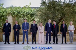 La sinistra crea la «Bestia» per non sparire