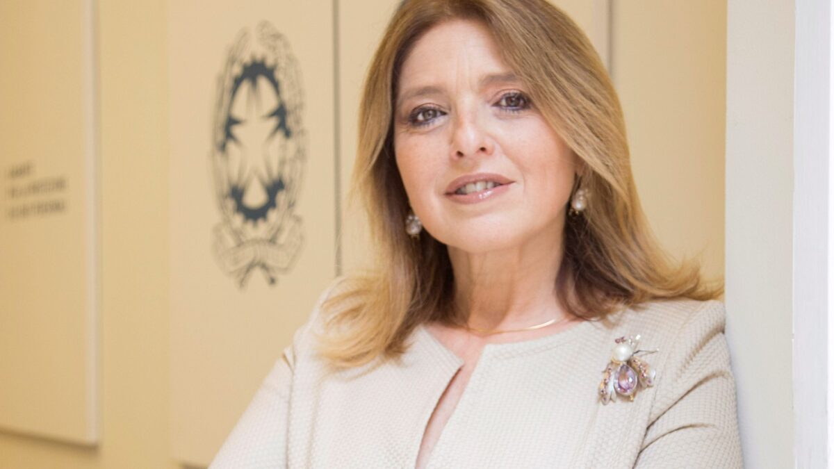 Ginevra Cerrina Feroni: «Vaccini nelle scuole, una Regione non può andare oltre la legge»