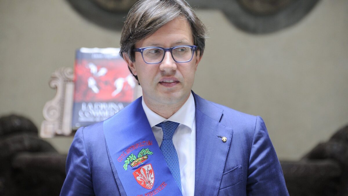 A Firenze ormai comandano i rom. Botte all’inviata di «Fuori dal Coro»