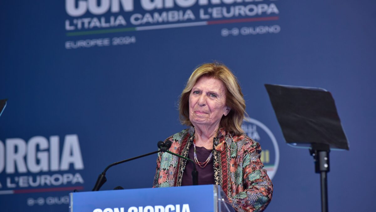 Il centrodestra cede 7-5 ma prende Lecce