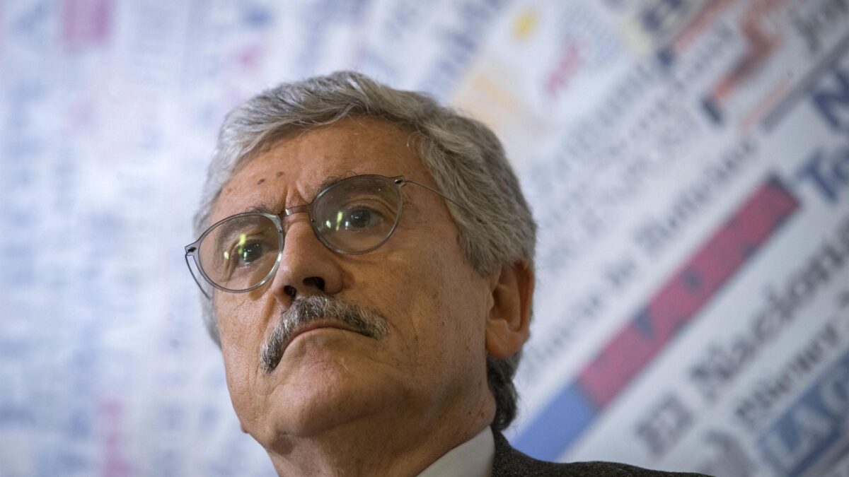 Dopo il flop delle armi con la Colombia, D’Alema si ricicla lobbista in Albania