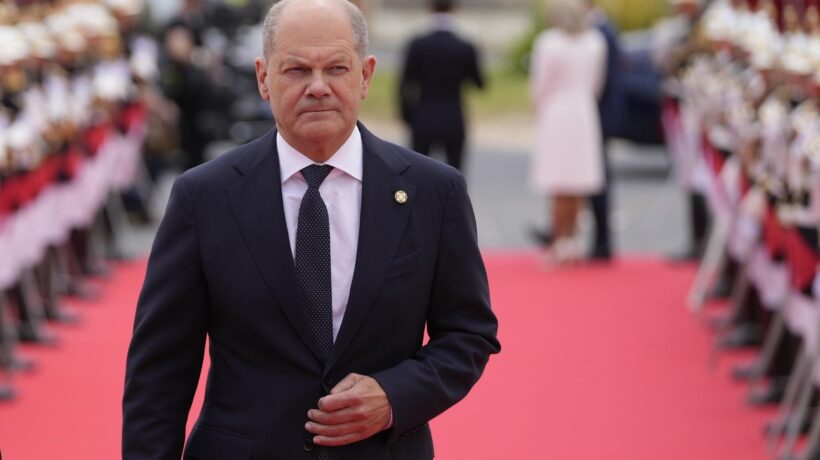 Il modello albanese piace anche a Scholz. Berlino rimanda i criminali dai talebani