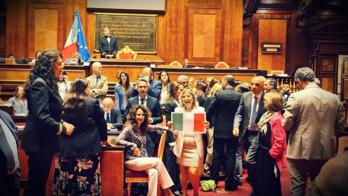 «I fascisti ci menano»: opposizione in piazza
