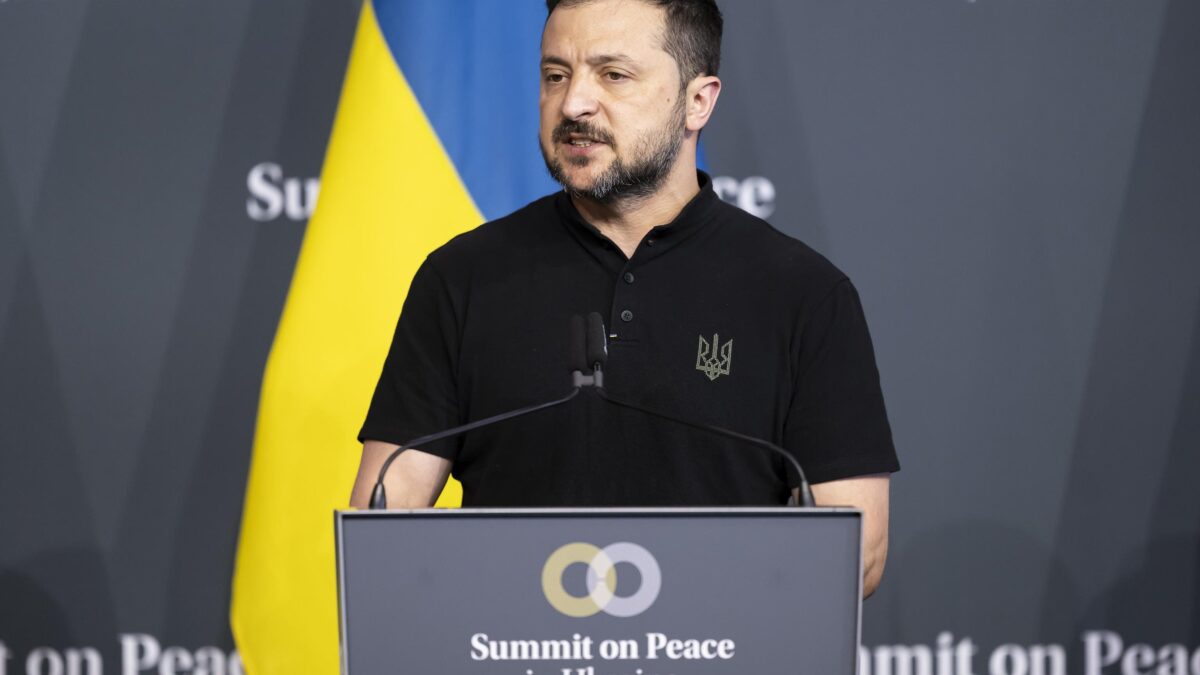 Basta andar dietro a Zelensky ora serve una trattativa vera