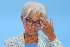 Veleni delle banche contro la Bce: «Accecata dell’ideologia green»