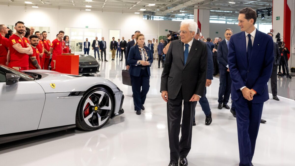 Mattarella celebra il Cavallino di Jaki ma a Melfi e Mirafiori non si è visto