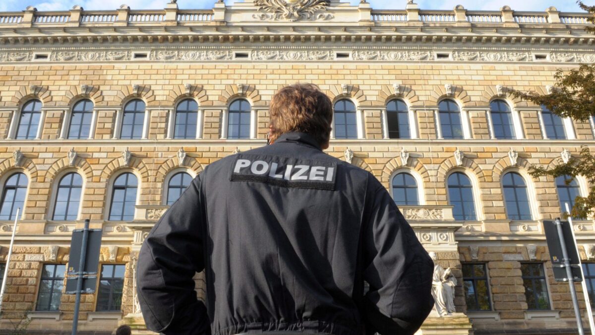 La Germania ha il suo Salis. E lo dà a Orbán