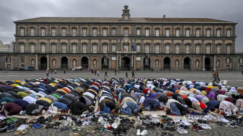 La sottomissione è la nuova normalità
