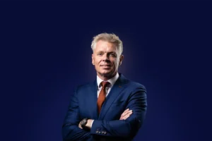 «In Ue comandano le multinazionali a braccetto con la sinistra liberal»